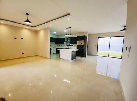 VENDO CASA PARA ESTRENAR EN SANTO DOMINGO DE HEREDIA